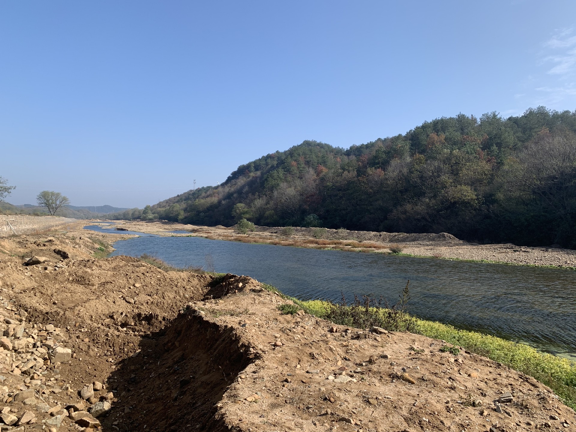 新縣晏家河千斤鄉(xiāng)附近砂石拍賣(mài)會(huì)